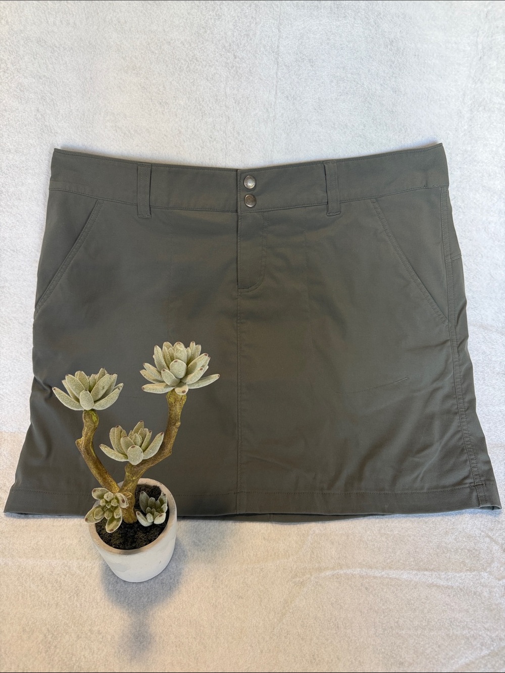 Columbia Omni-shield gray skirt skort